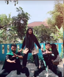 Foto kenangan kedua