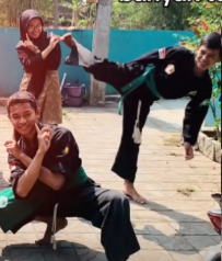 Foto kenangan pertama